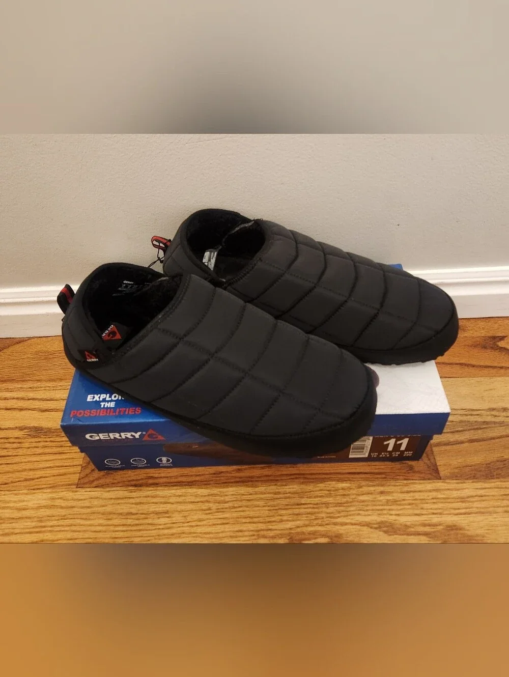Gerry Weber Men's Black Quilted Slip-On Slippers New In Box, Size: 11